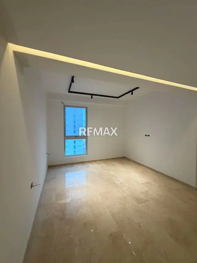Apartamento en Venta Edif. Amarello Sector La Lago - 11