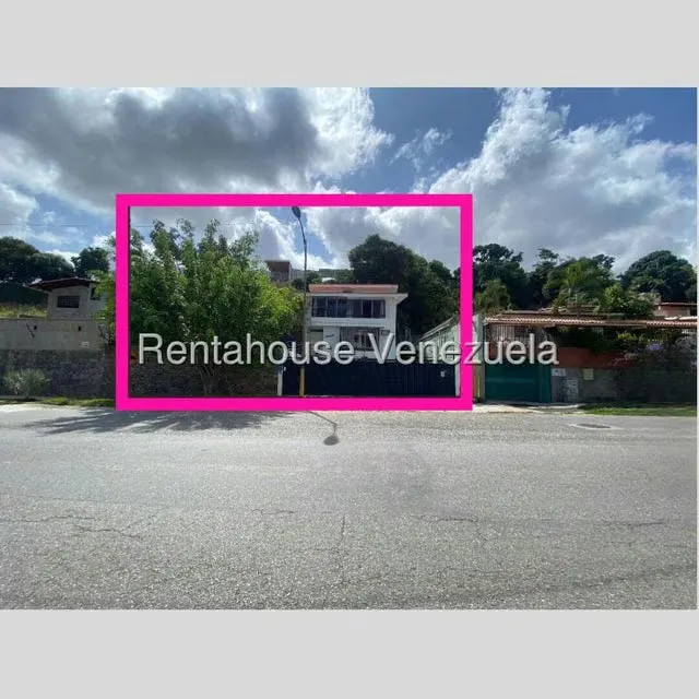 Casa (1 Nivel) en Venta en Prados del Este, Distrito Metropolitano