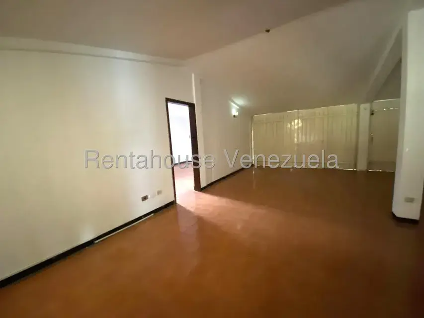 Casa (1 Nivel) en Venta en Prados del Este, Distrito Metropolitano - 58