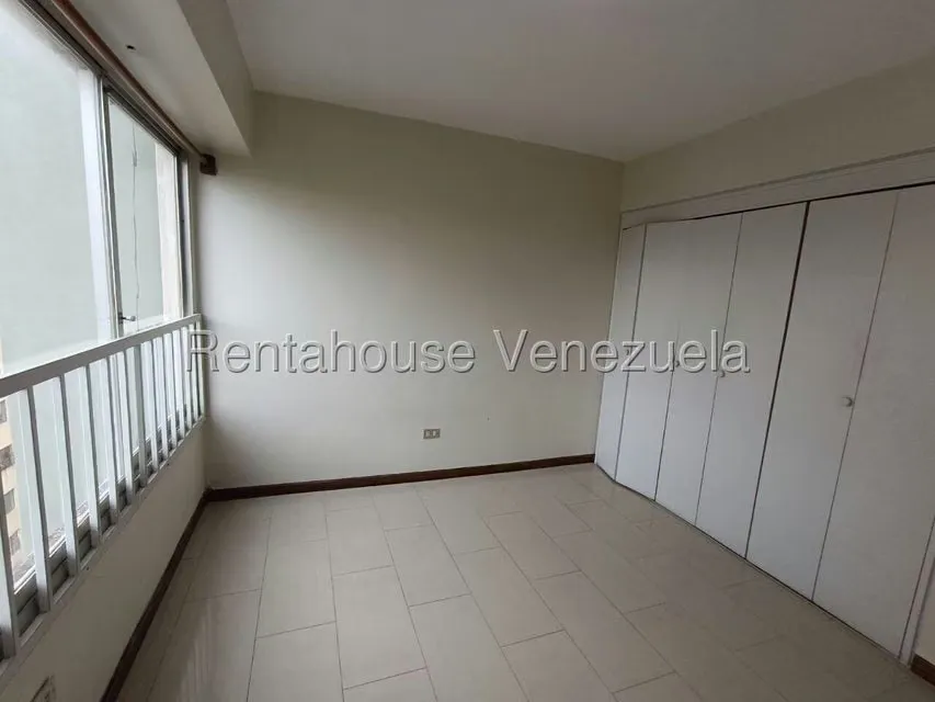 Apartamento (1 Nivel) en Venta en Kerdell, Carabobo - 37