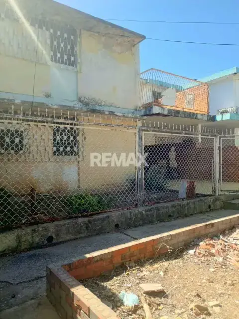 VENDE CASA EN ZONA NORTE EL NARANJAL