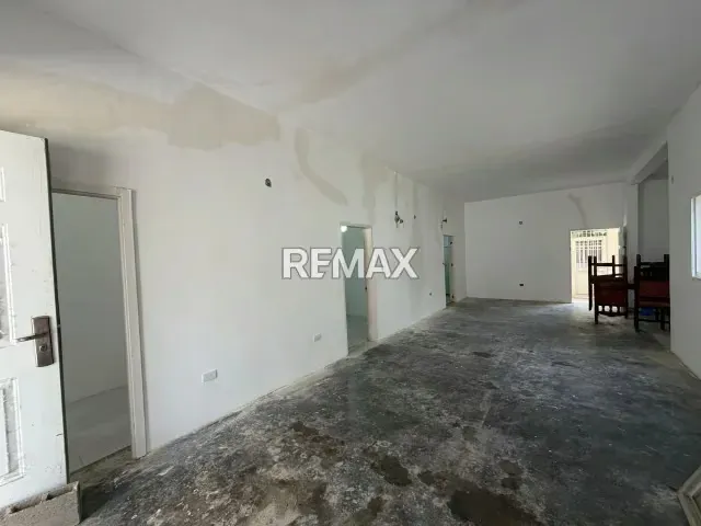 Casa en Venta en Alberto Ravell, Centro, Maturín - 3