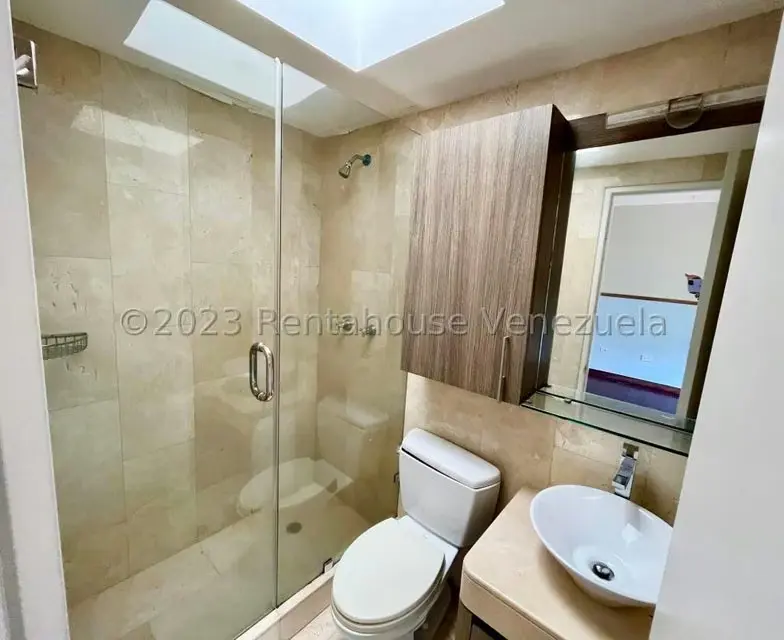 Apartamento (Penthouse) en Venta en La Lagunita Country Club, Distrito Metropolitano - 28