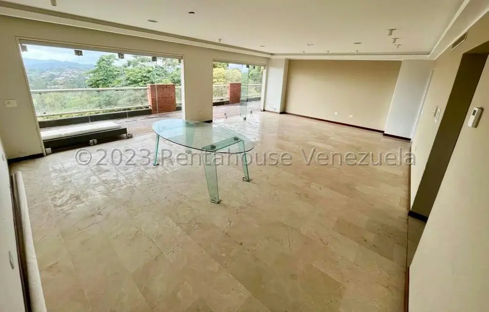 Apartamento (Penthouse) en Venta en La Lagunita Country Club, Distrito Metropolitano - 3