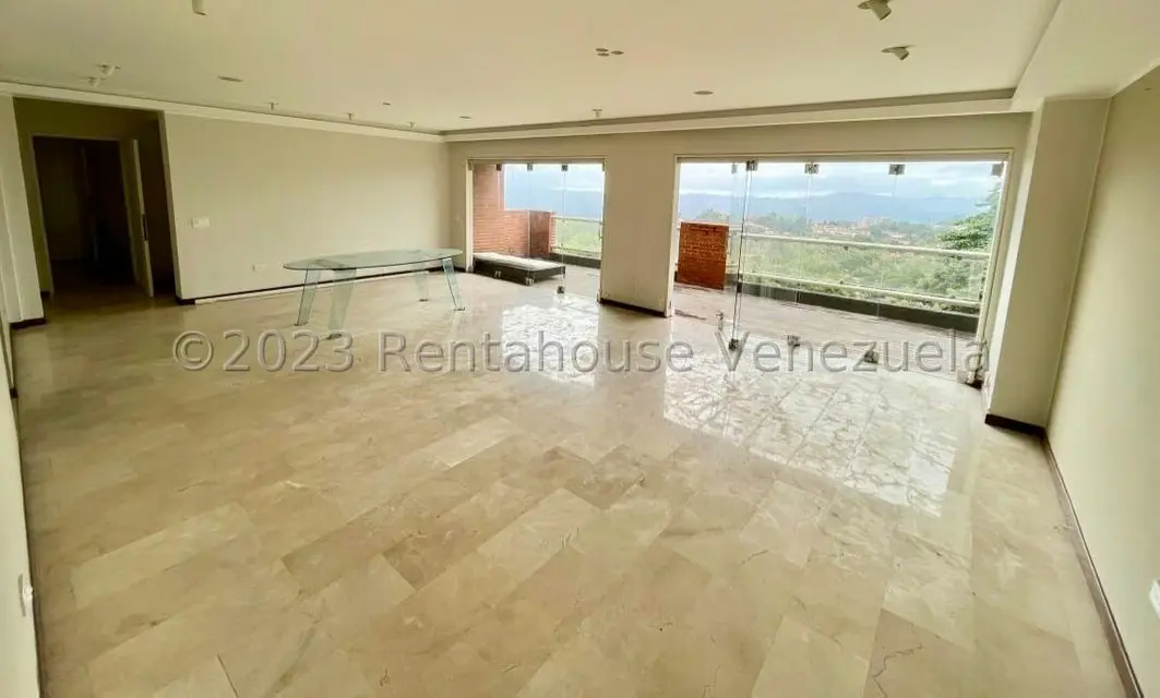 Apartamento (Penthouse) en Venta en La Lagunita Country Club, Distrito Metropolitano - 4