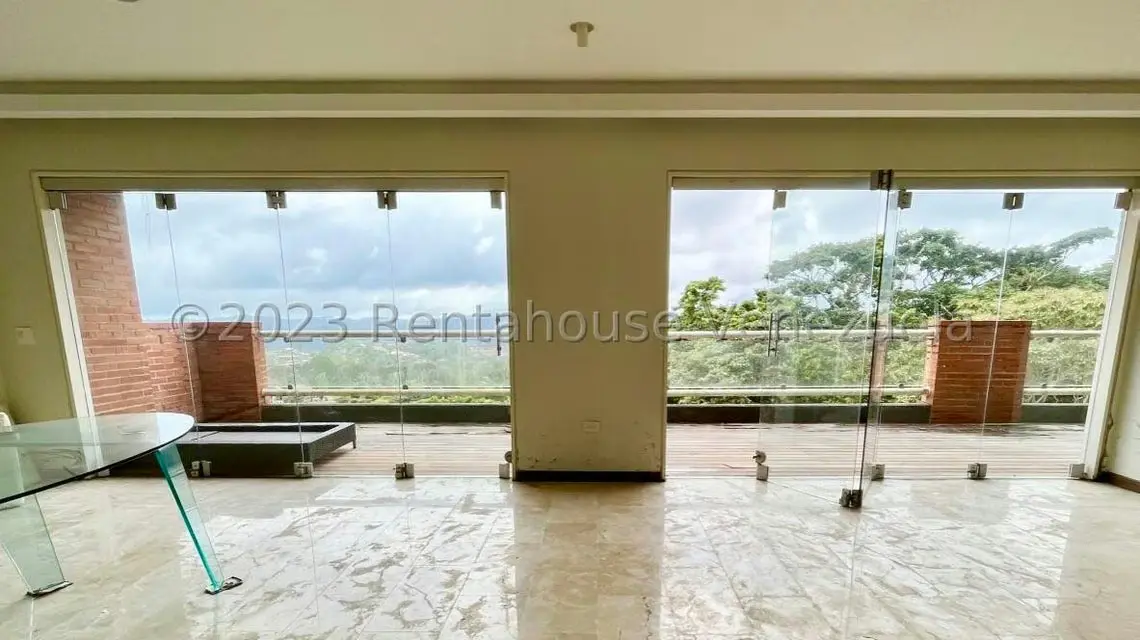 Apartamento (Penthouse) en Venta en La Lagunita Country Club, Distrito Metropolitano - 6