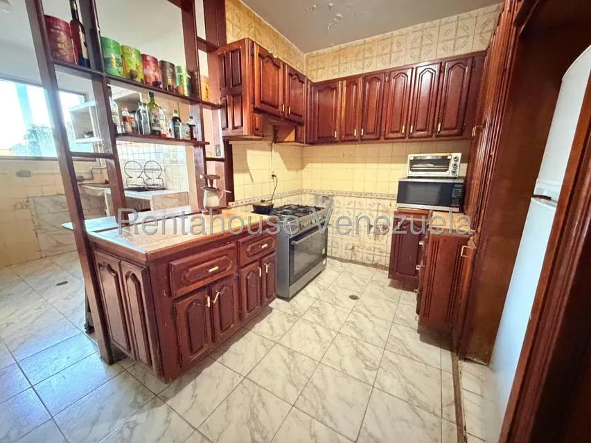 Apartamento (1 Nivel) en Alquiler en Centro, Portuguesa - 7