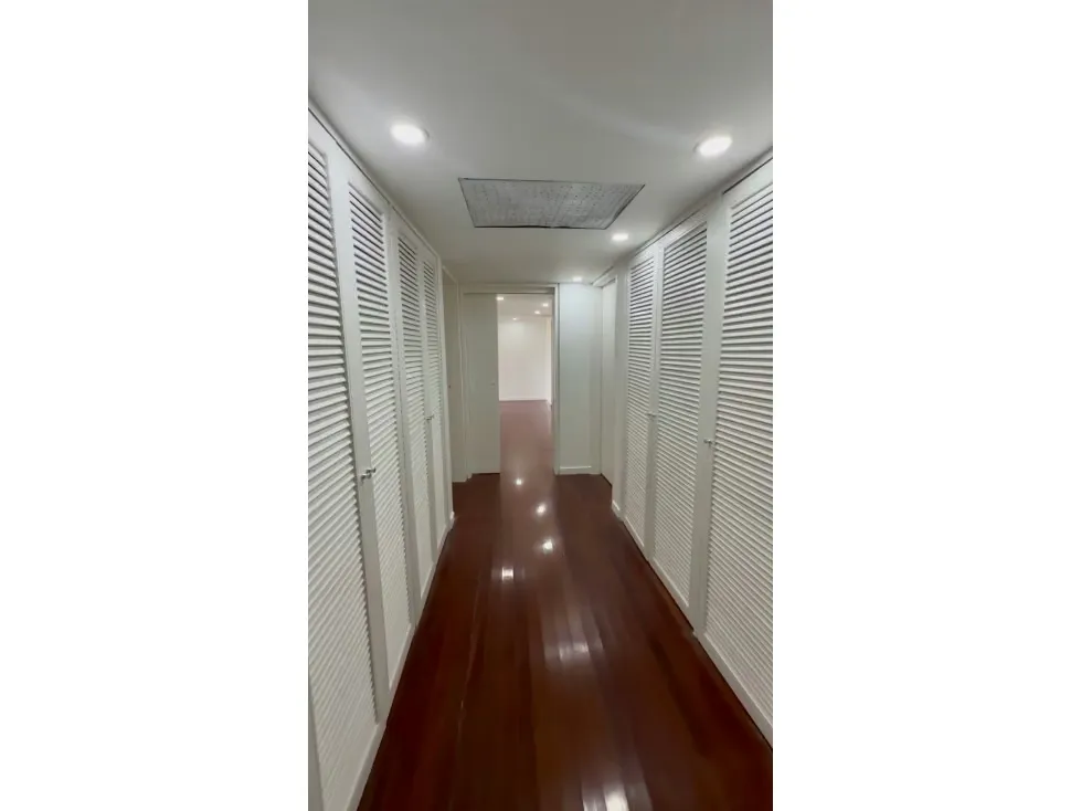 Vendo apartamento 230m2 Lomas de las Mercedes 4998 - 17