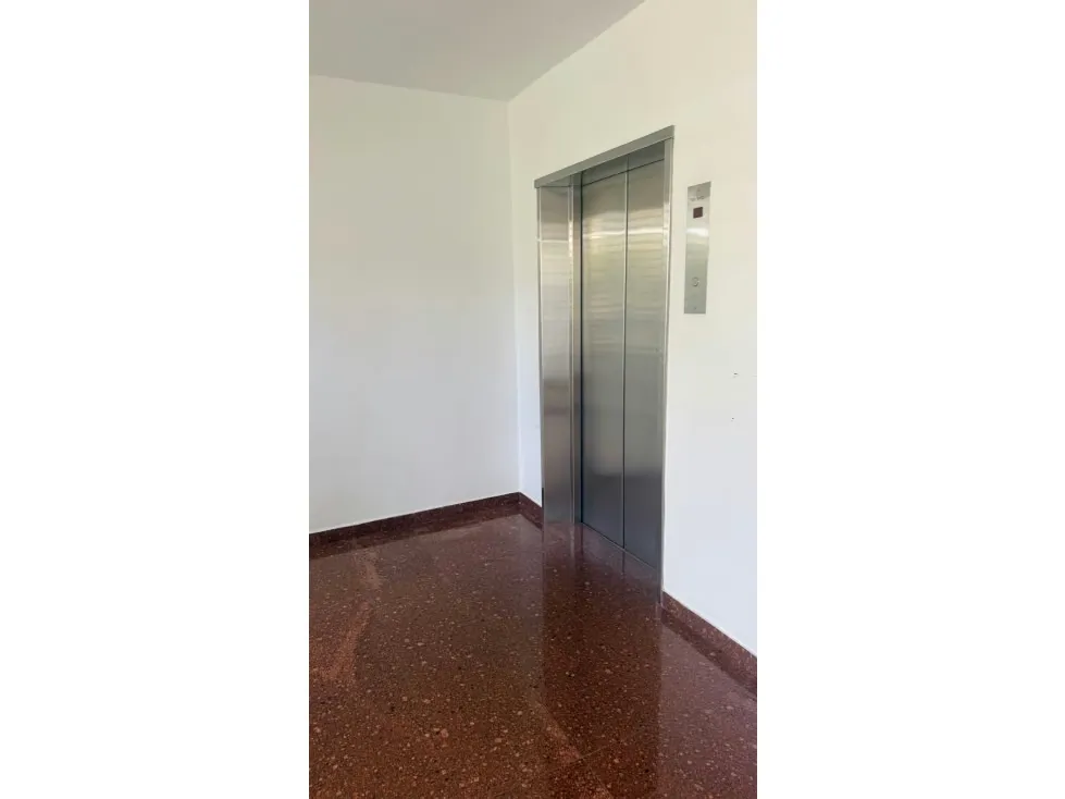 Vendo apartamento 230m2 Lomas de las Mercedes 4998 - 7
