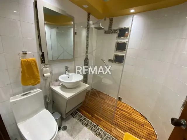 Casa en Venta, Urb. La peña - 13