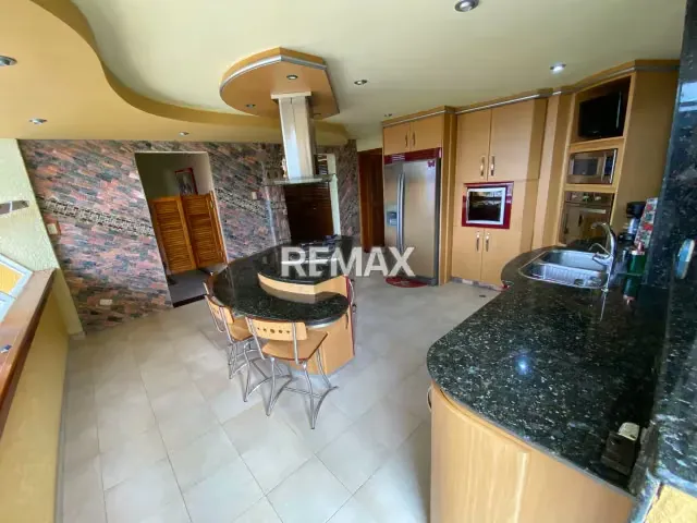 Casa en Venta, Urb. La peña - 6