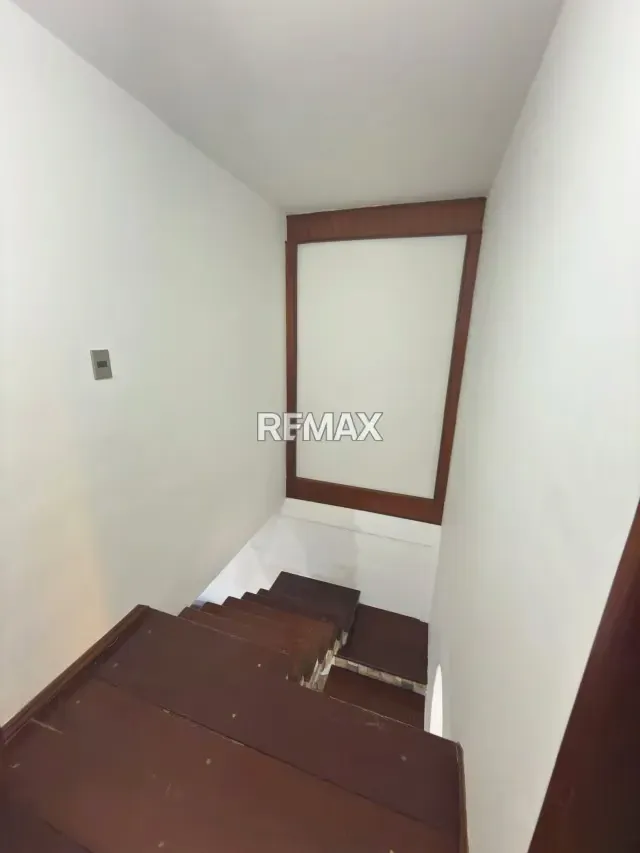 EN VENTA TOWNHOUSE AMOBLADO EN RES. VILLA FLORENCIA TAZAJAL - 7