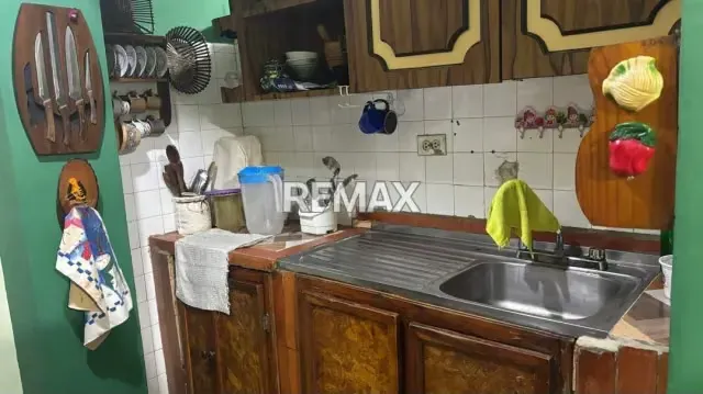 EN VENTA: APARTAMENTO EN PLANTA BAJA CON LOCAL COMERCIAL – LA ISABELICA - 11