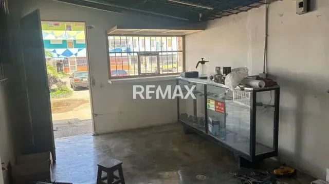 EN VENTA: APARTAMENTO EN PLANTA BAJA CON LOCAL COMERCIAL – LA ISABELICA - 7
