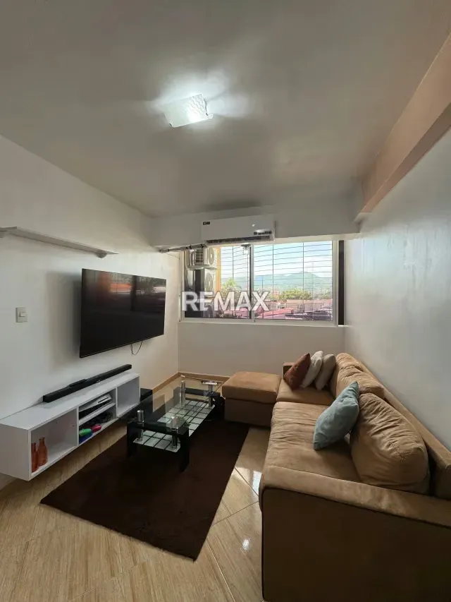 EXCLUSIVO APTO PRECIO DE OPORTUNIDAD - Venecia Palace urb Agua Blanca - 3