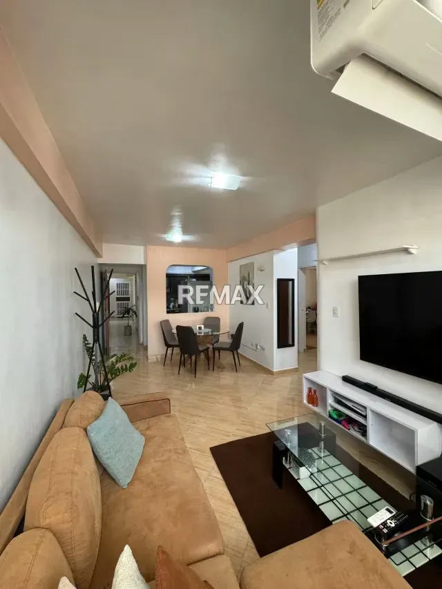 EXCLUSIVO APTO PRECIO DE OPORTUNIDAD - Venecia Palace urb Agua Blanca - 5