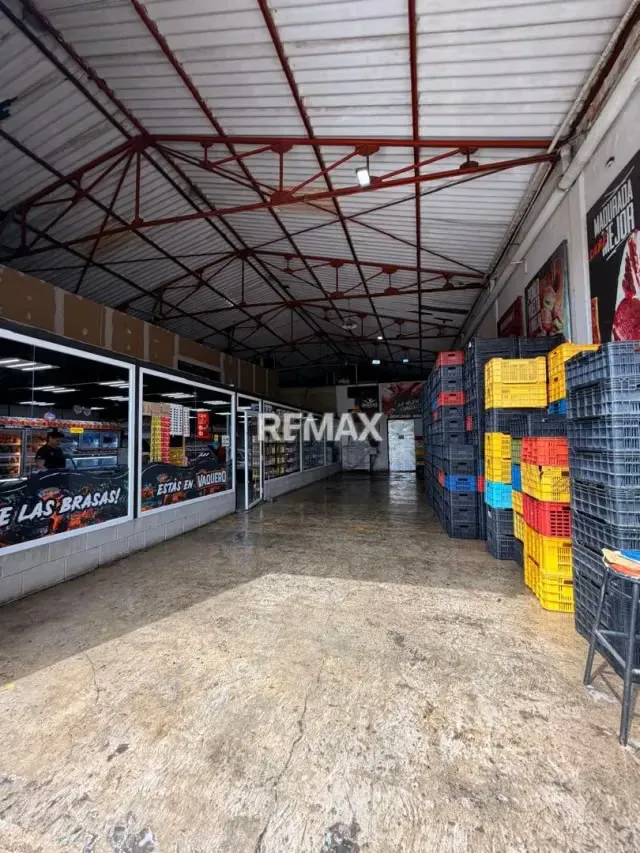 VENTA DE GALPON AV ARAGUA - 10