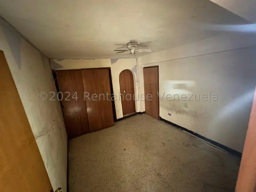 Apartamento (1 Nivel) en Venta en Parroquia La Candelaria, Distrito Metropolitano - 15