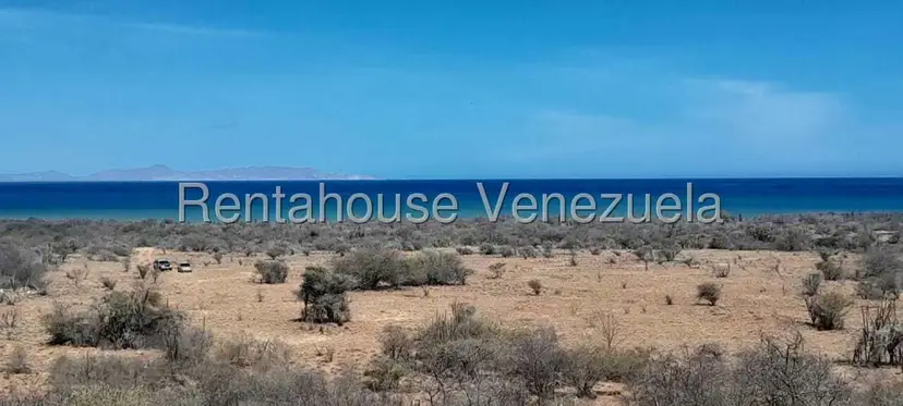 Terreno (Comercial) en Venta en Taguantar, Nueva Esparta