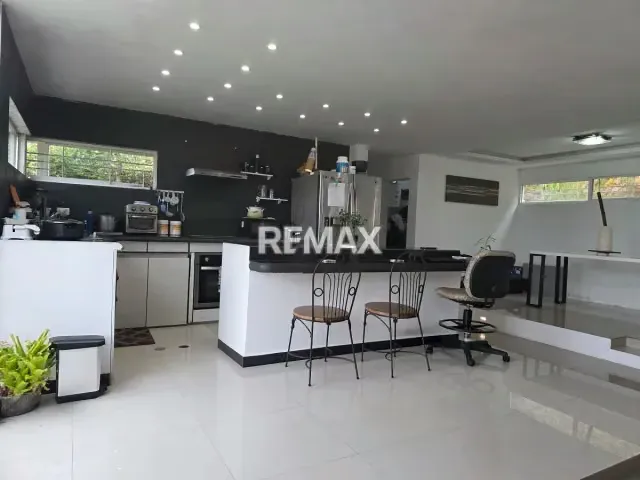 VENTA DE CASA EN DESARROLLO EN ALTOS DE GUAYABITO, MUN. EL HATILLO - 4