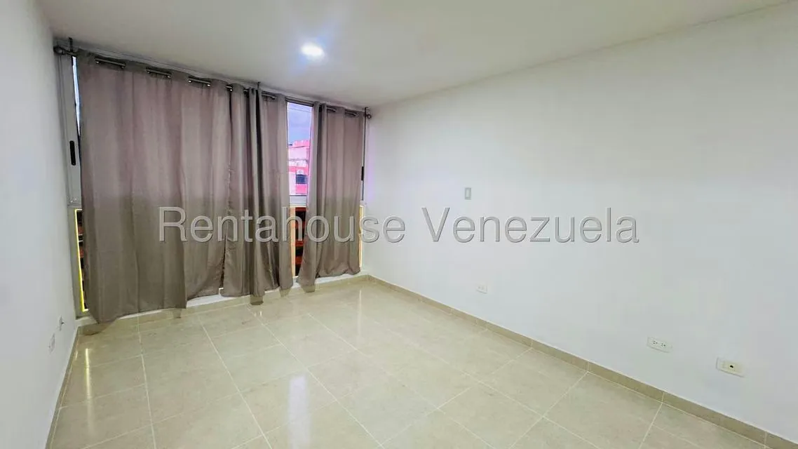 Apartamento (1 Nivel) en Alquiler en Base Aragua, Aragua - 26