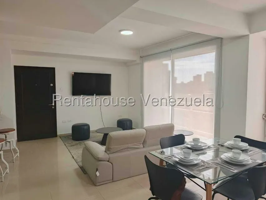 Apartamento (1 Nivel) en Alquiler en La Lago, Zulia - 10