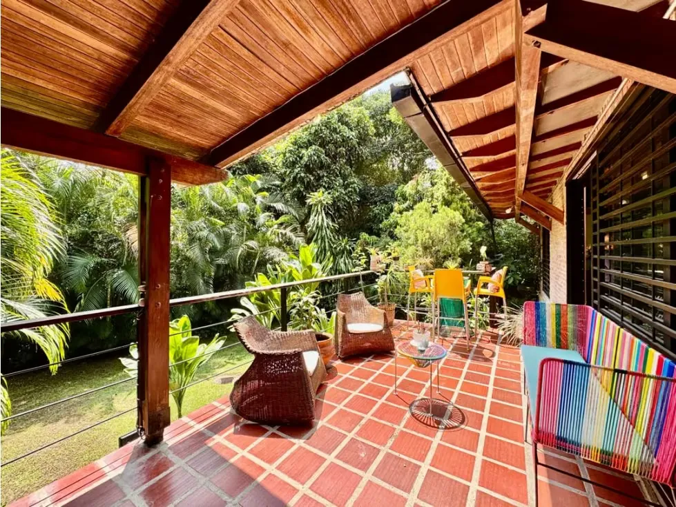 Se vende y/o alquila casa 400m2 4h+s/4b/2p Los Palos Grandes - 2