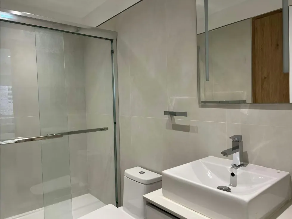 Se alquila Apto en Campo Alegre 75m² - 1h+1b+2e - 9