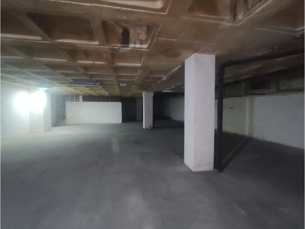Se alquila Planta Industrial/depósito 1.300 m2 Boleíta Norte 0591 - 15