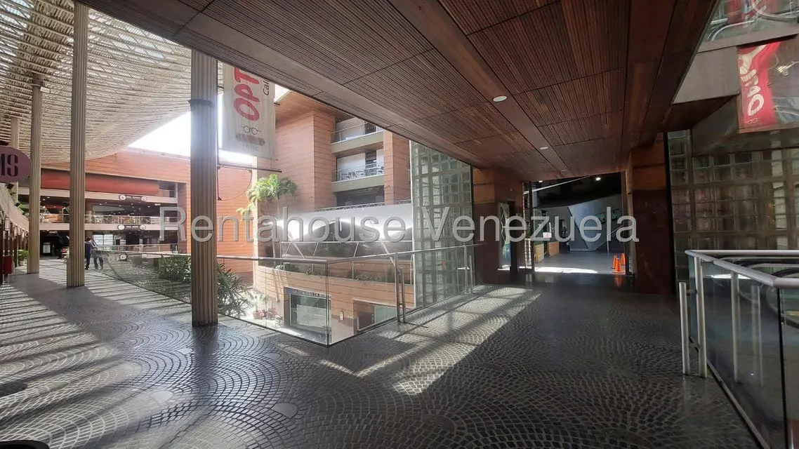Local Comercial en Alquiler en Chacao, Distrito Metropolitano - 15
