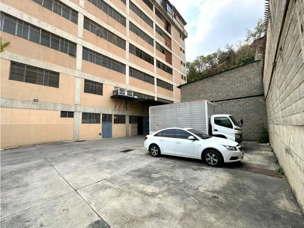 Alquilo planta industrial 1300m2 Macarao 5737 - 10