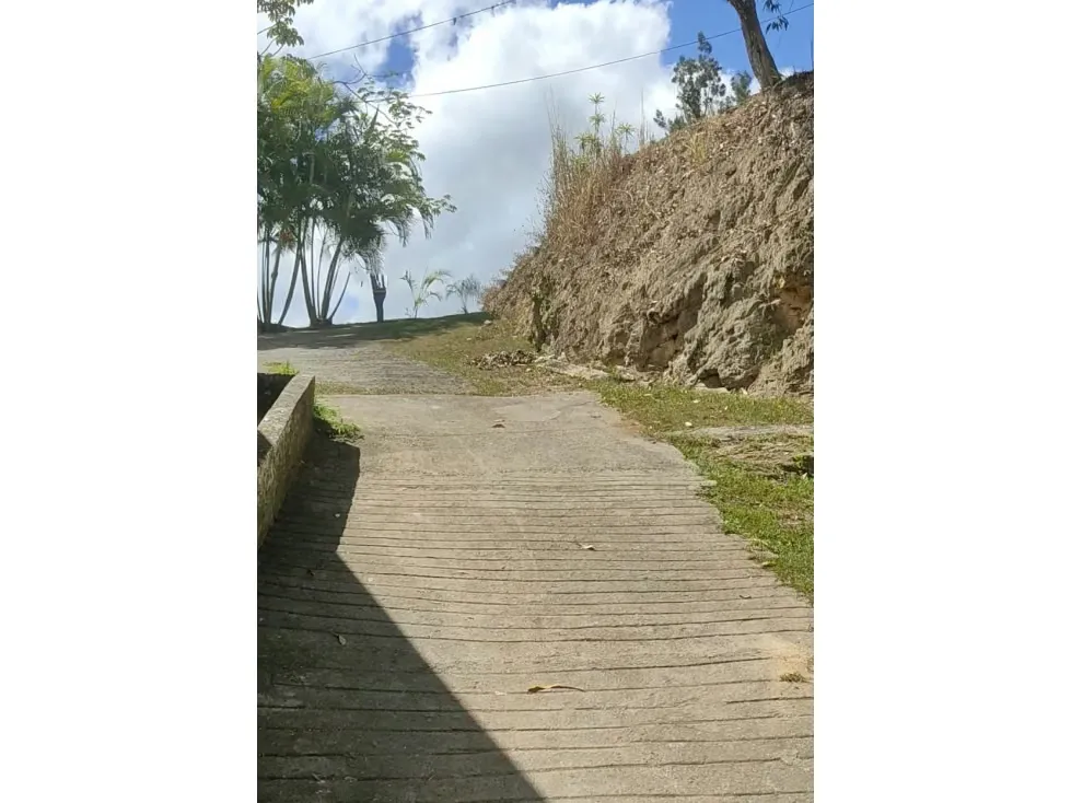 VENTA DE TERRENO EN EL HATILLO - 9