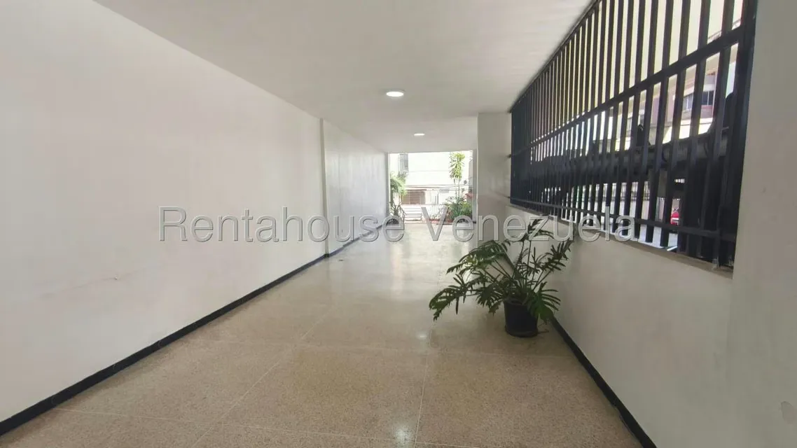 Apartamento (1 Nivel) en Venta en La California Norte, Distrito Metropolitano - 3