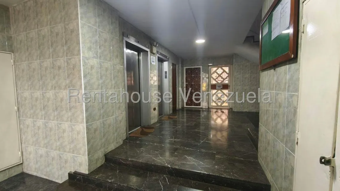 Apartamento (1 Nivel) en Venta en La California Norte, Distrito Metropolitano - 5