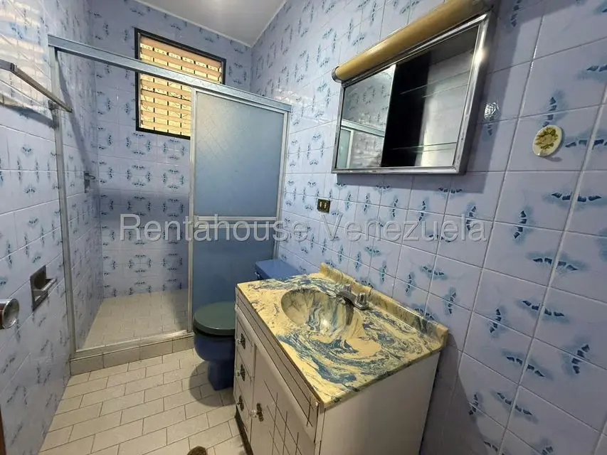 Casa (Duplex) en Venta en Guatire, Miranda - 13