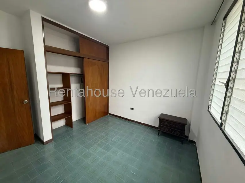Casa (Duplex) en Venta en Guatire, Miranda - 10