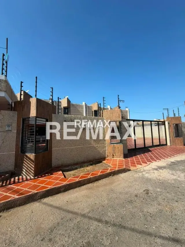 EN VENTA VILLA BOSNIA - 9