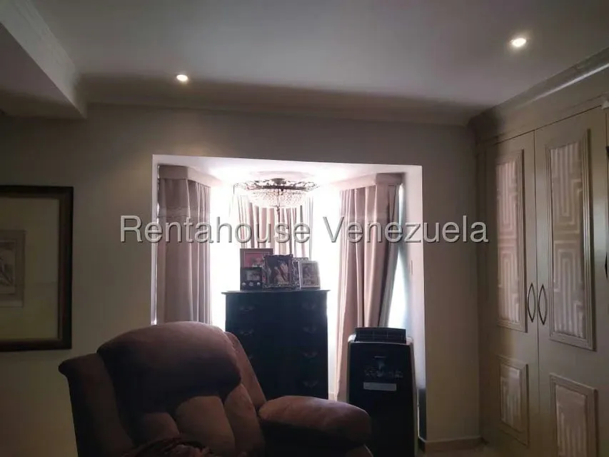 Apartamento (Duplex) en Venta en El Milagro, Zulia - 14