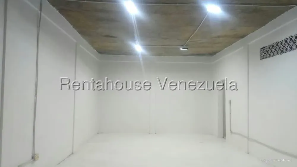 Local Comercial en Alquiler en Zona Oeste, Lara - 2