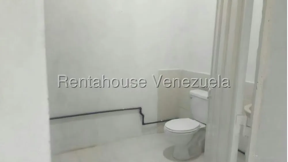 Local Comercial en Alquiler en Zona Oeste, Lara - 3