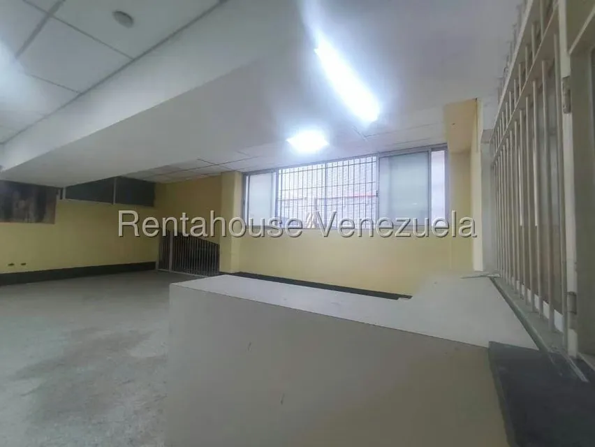 Galpon - Deposito en Alquiler en La Urbina, Distrito Metropolitano - 3