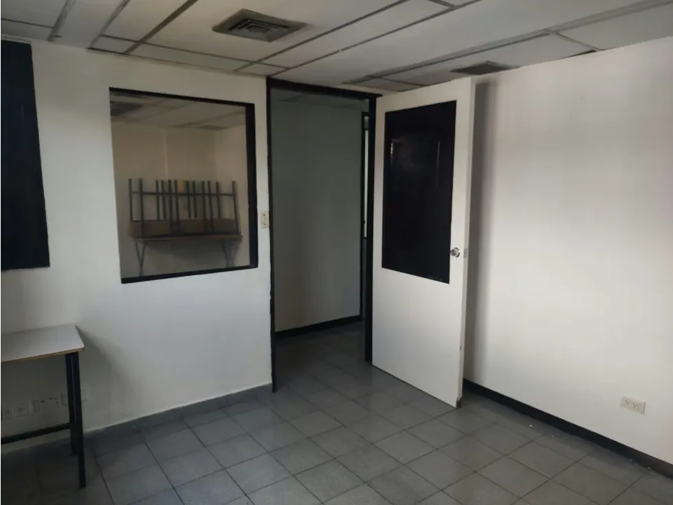Se alquila oficina 92m2 La California Norte - 11