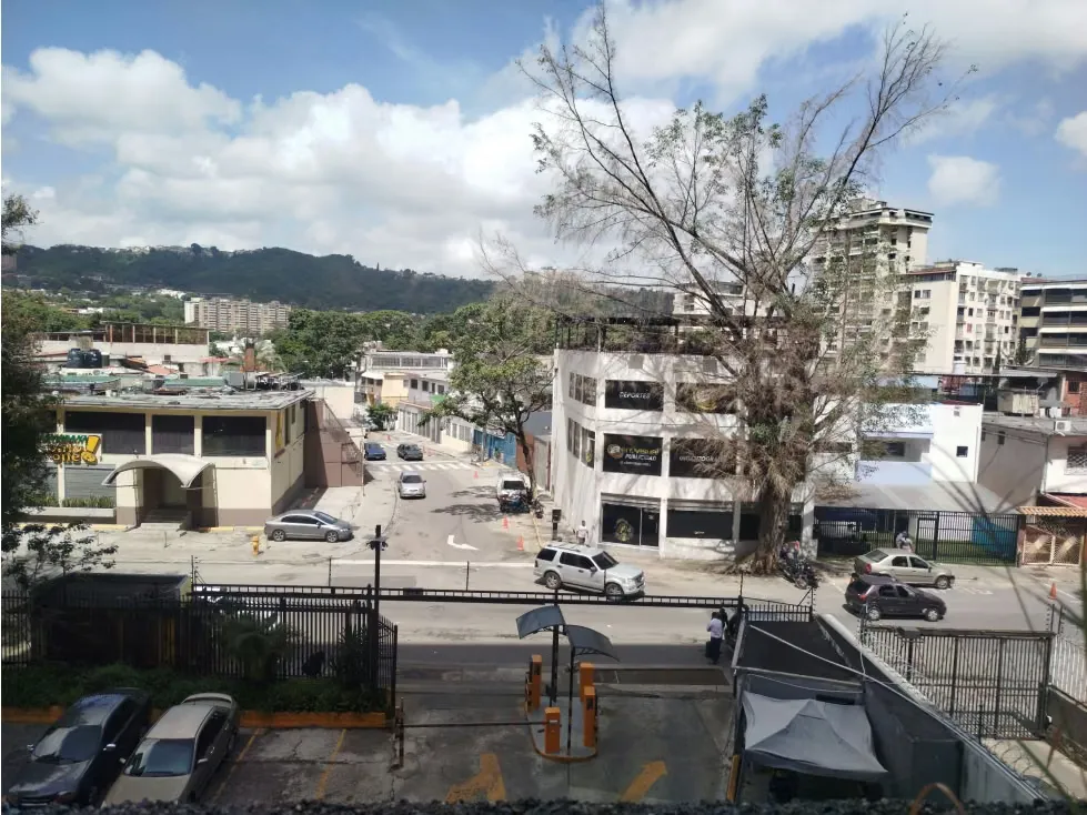 Se alquila oficina 92m2 La California Norte - 20