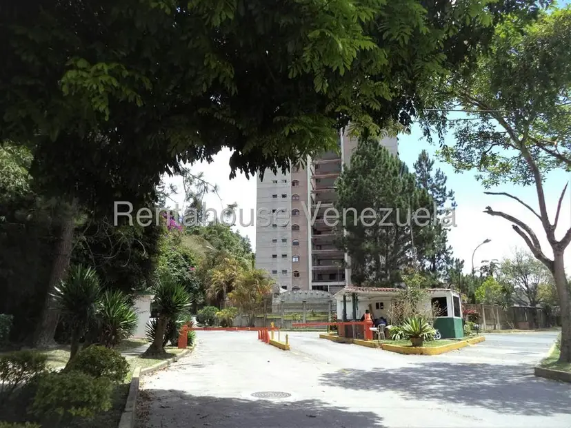 Apartamento (Multiples Niveles) en Venta en Parque el Retiro, Miranda