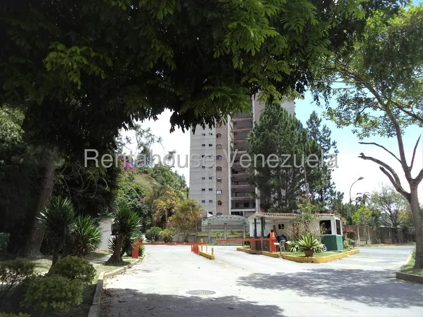 Apartamento (Multiples Niveles) en Venta en Parque el Retiro, Miranda