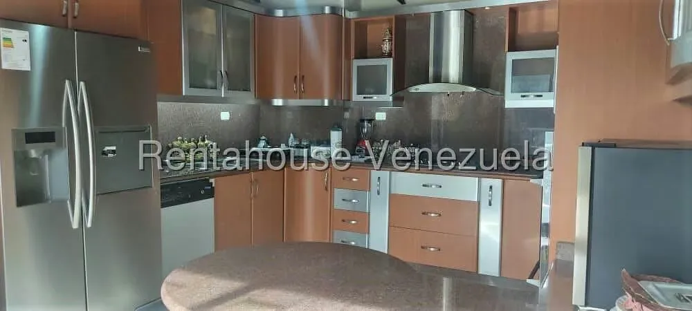 Apartamento (Multiples Niveles) en Venta en Parque el Retiro, Miranda - 11