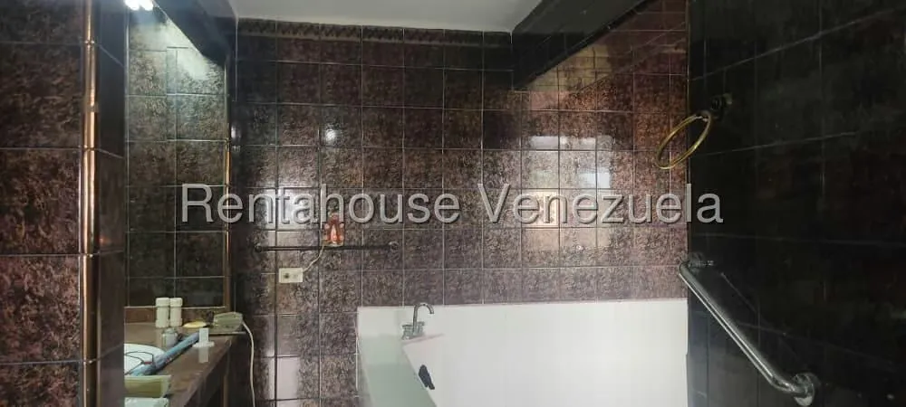 Apartamento (Multiples Niveles) en Venta en Parque el Retiro, Miranda - 27