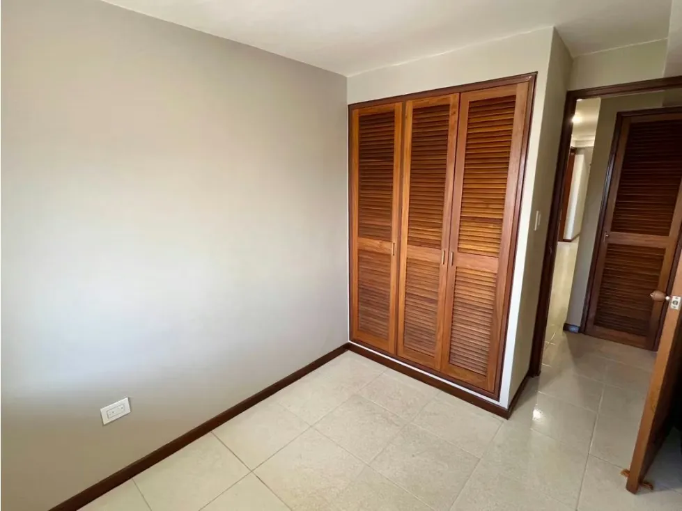 En Alquiler Apartamento en Santa Eduvigis. Sucre - Caracas - 30