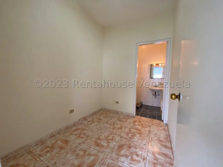 Apartamento (Duplex) en Venta en Miranda, Distrito Metropolitano - 8