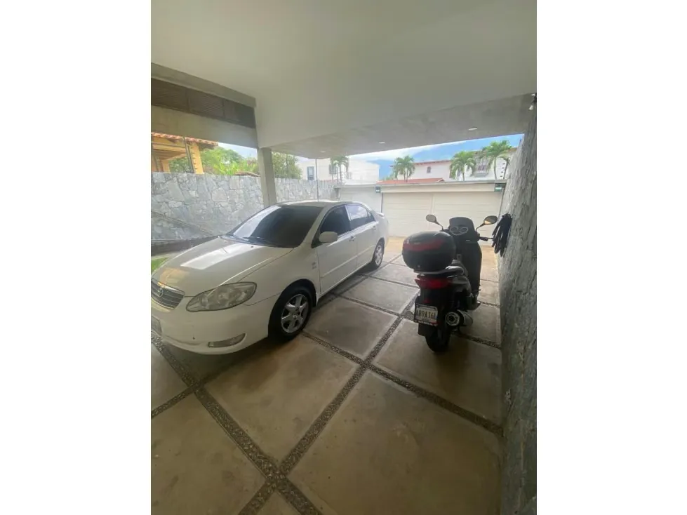 Se vende casa 450m2 4h/5b/4p Caurimare 7479 - 17